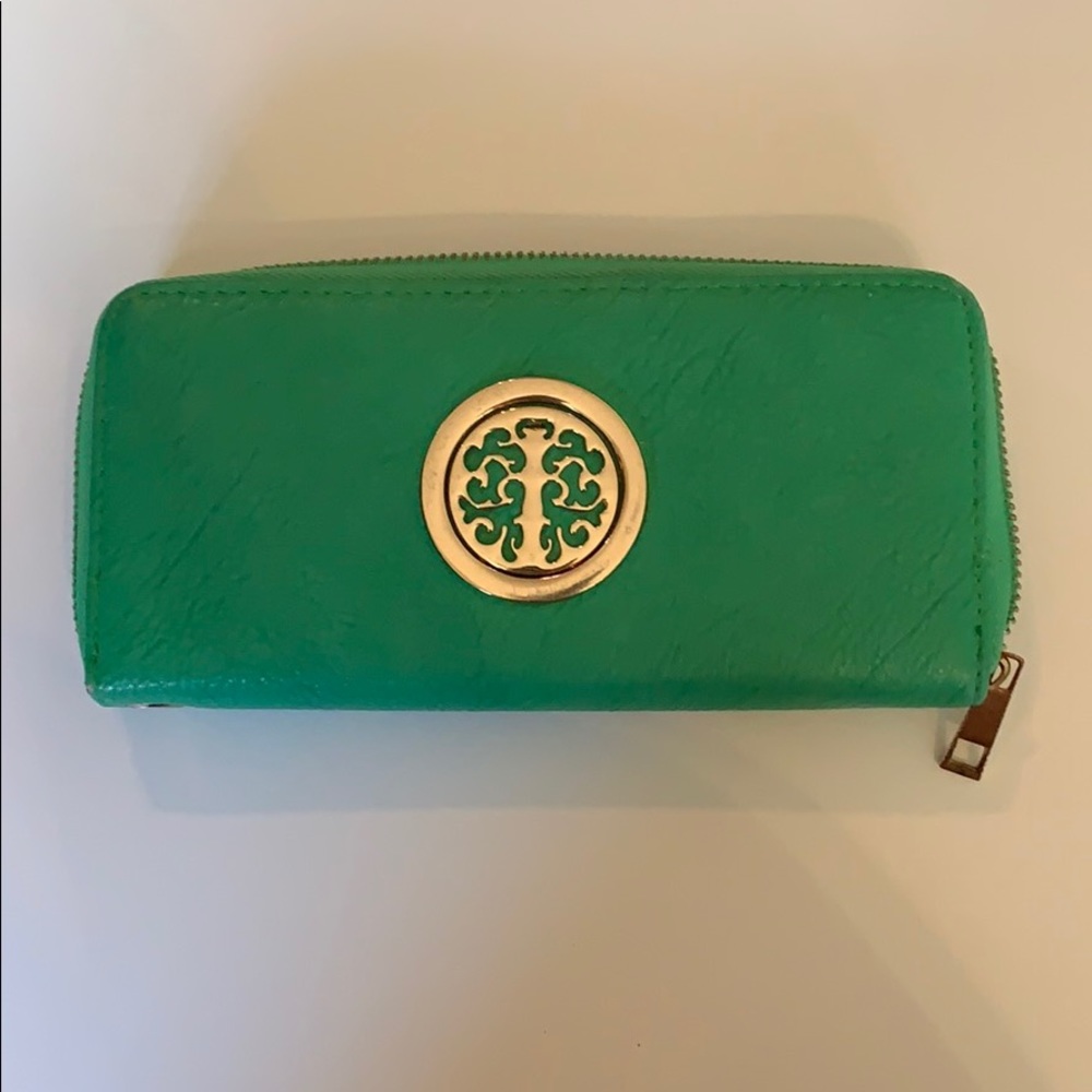 Green Wallet